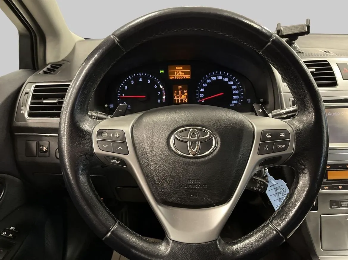 Toyota Avensis bild 21