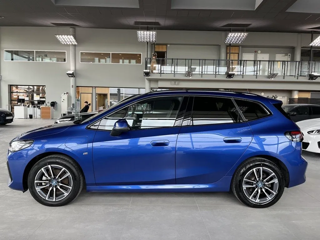 BMW 225 bild 3