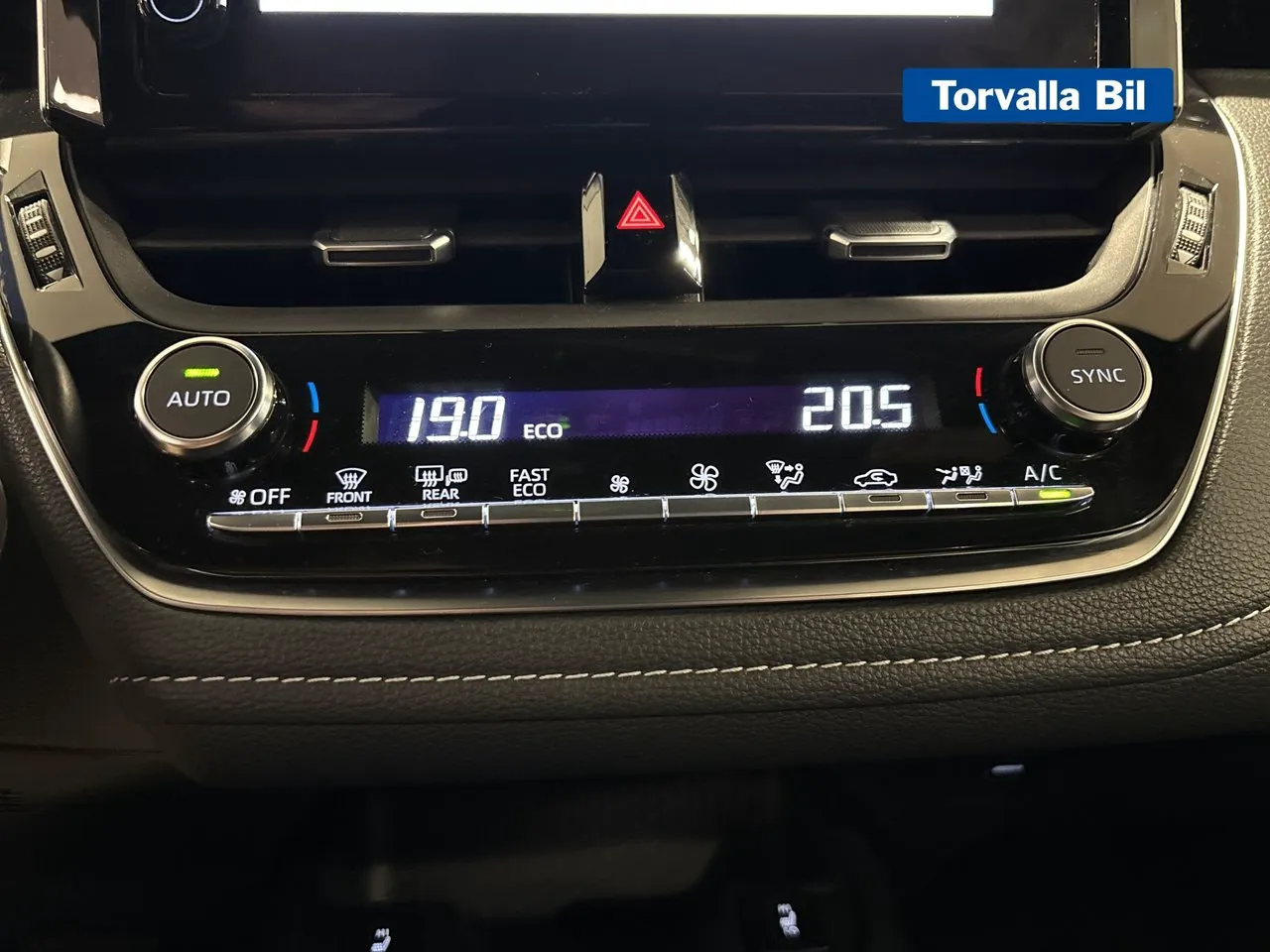 Suzuki Swace bild 13