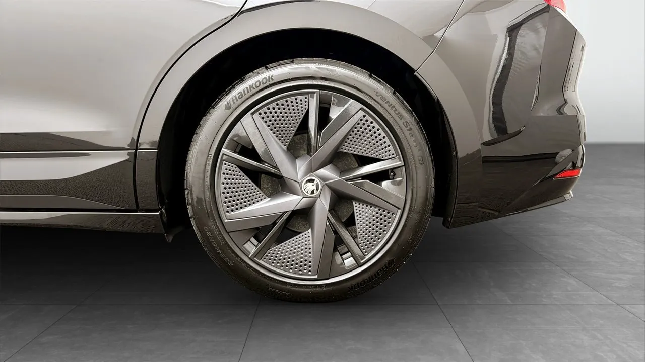 Skoda Enyaq bild 6