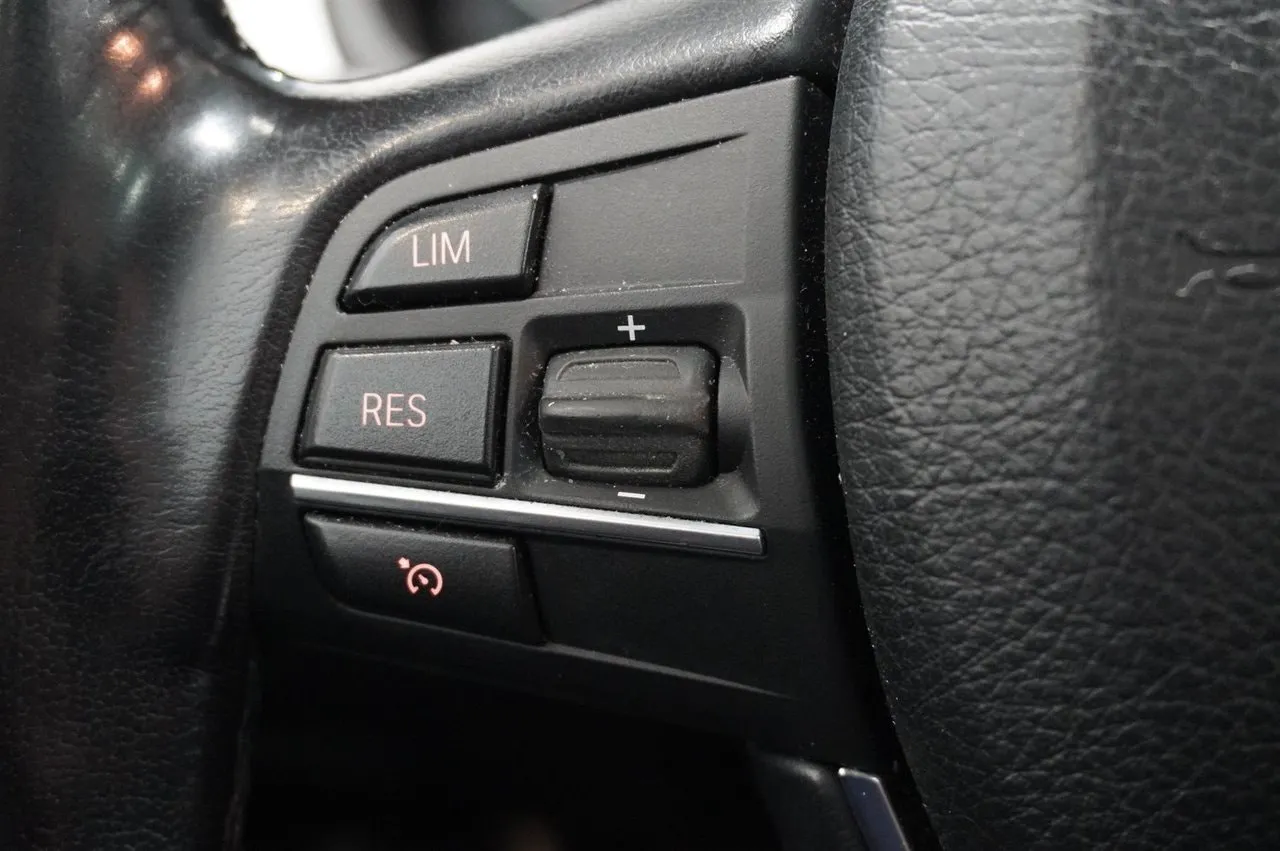 BMW 520 bild 12