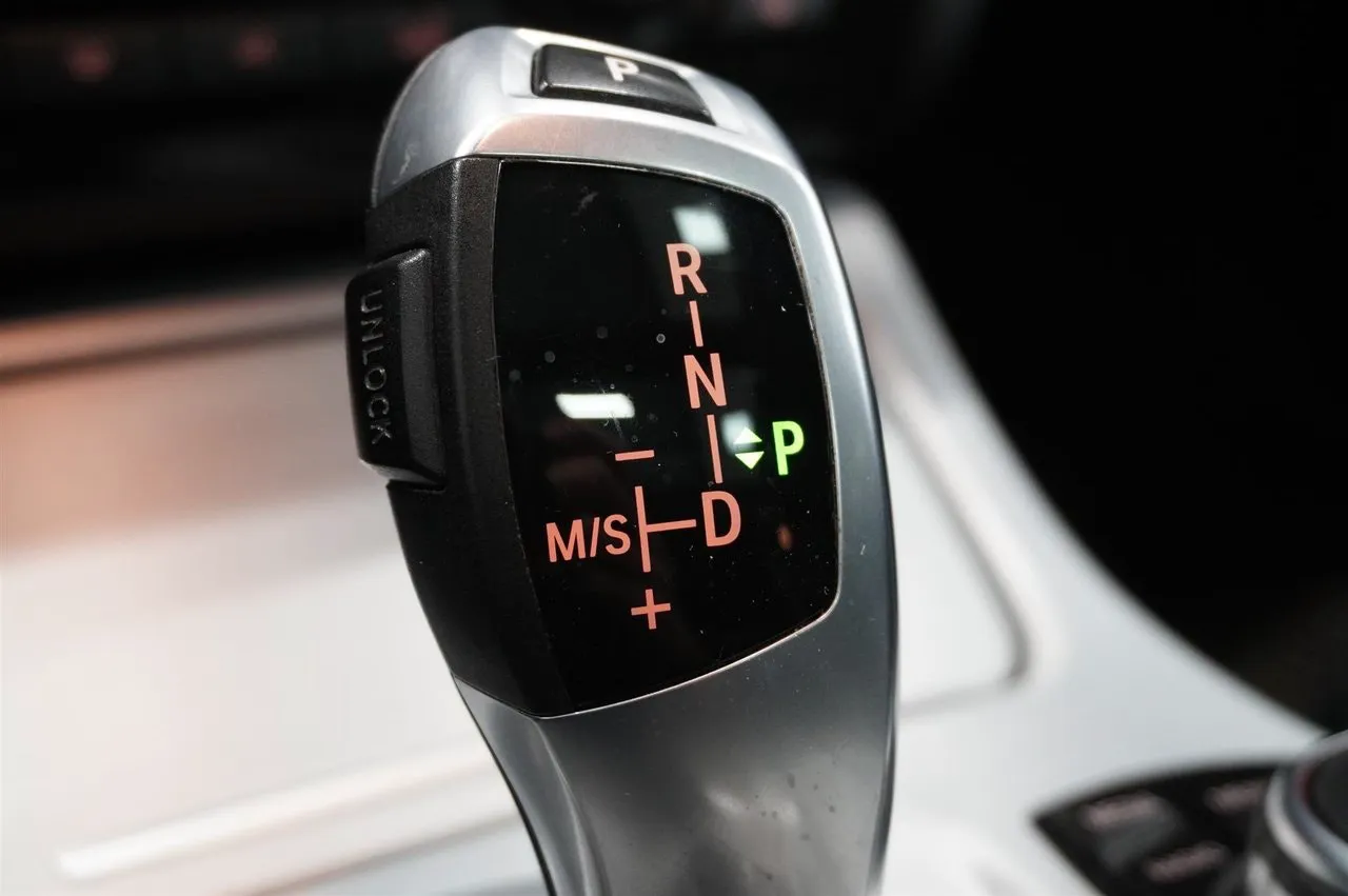 BMW 520 bild 9