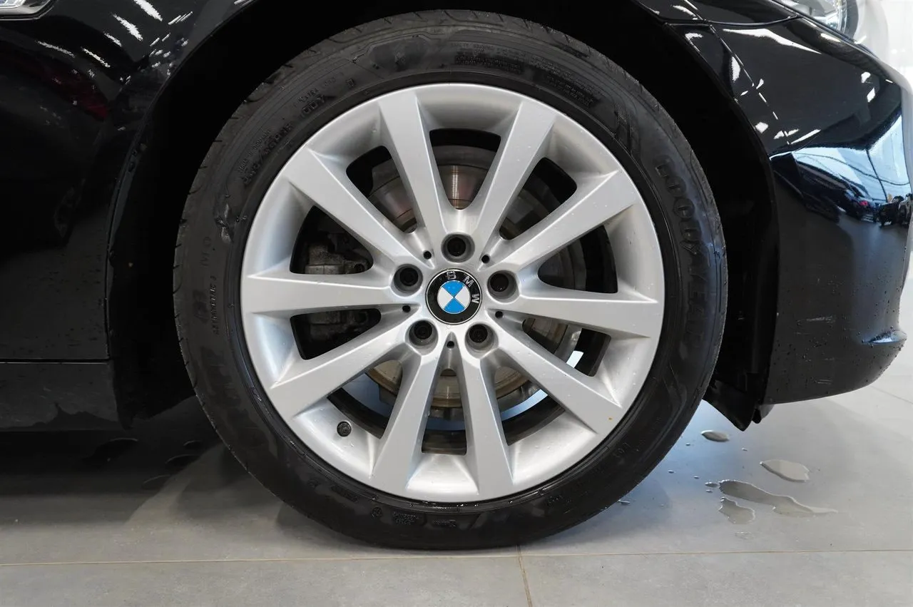 BMW 520 bild 15