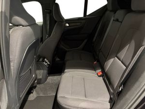 Volvo EX40 bild 4
