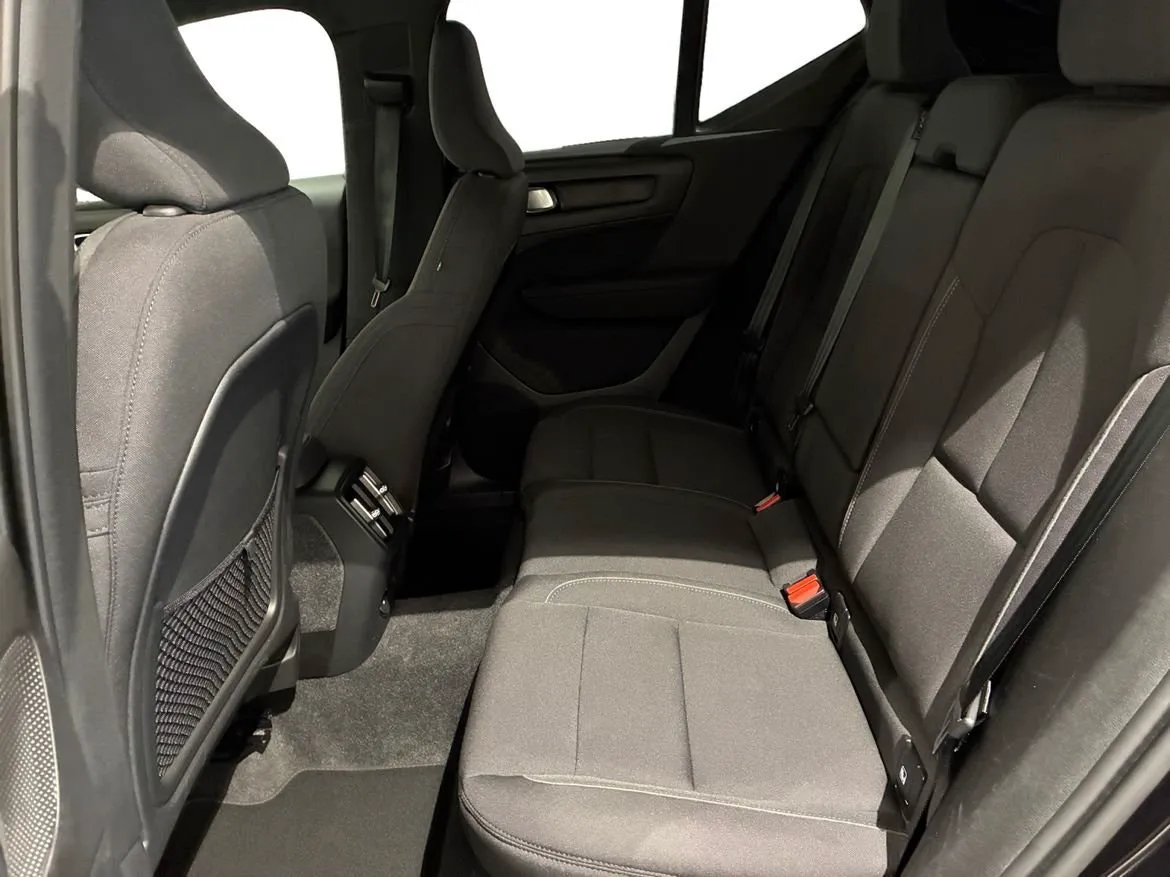 Volvo EX40 bild 7