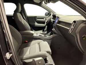 Volvo EX40 bild 2