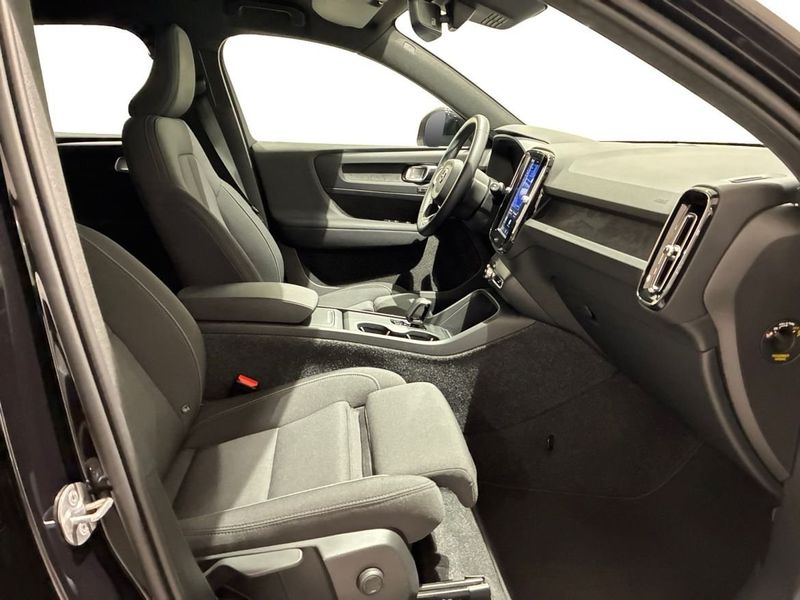 Volvo EX40 bild 2
