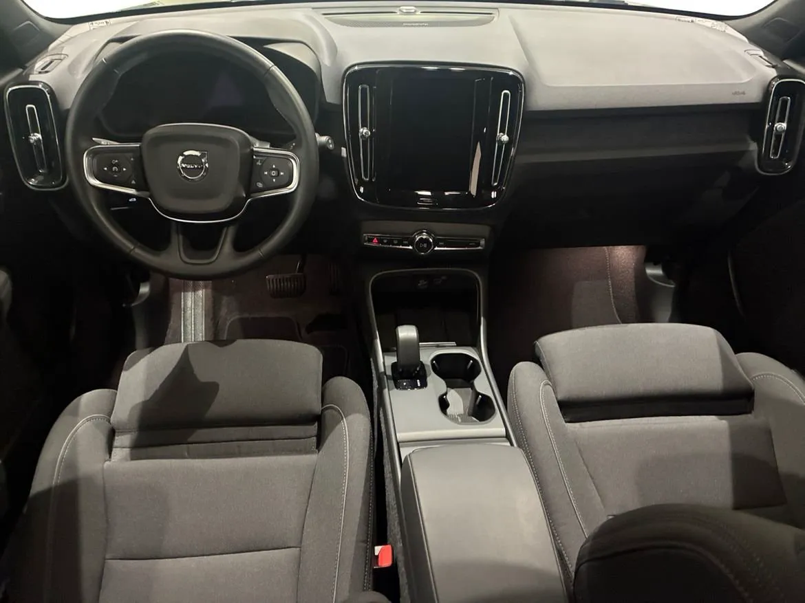 Volvo EX40 bild 6