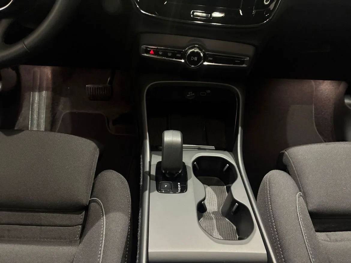 Volvo EX40 bild 13