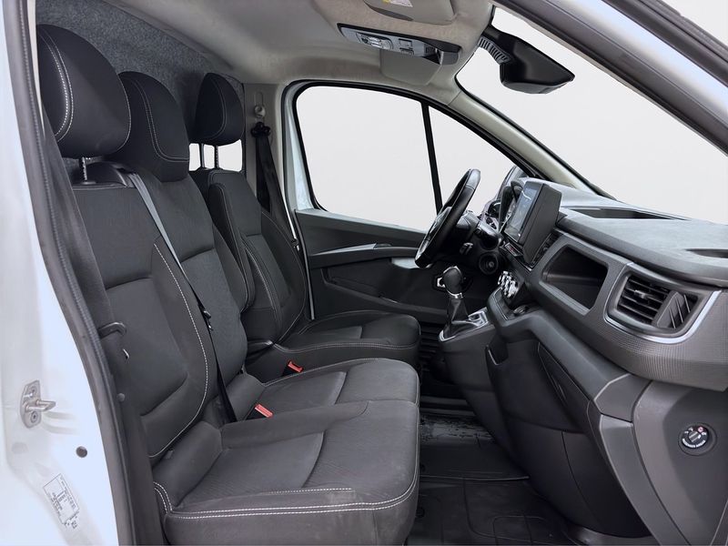 Nissan Primastar bild 11