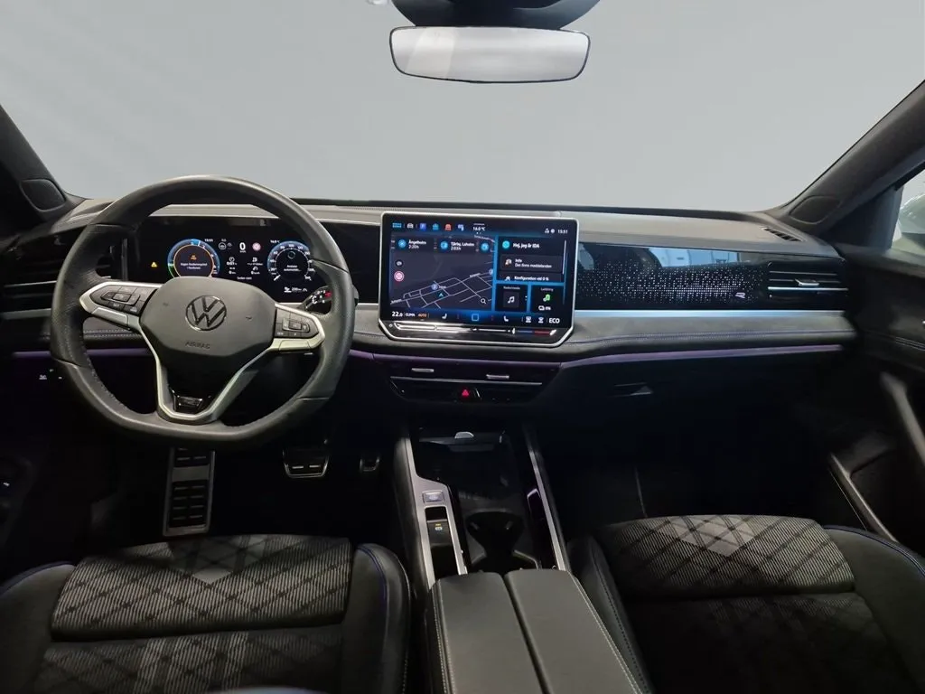 Volkswagen Passat bild 7