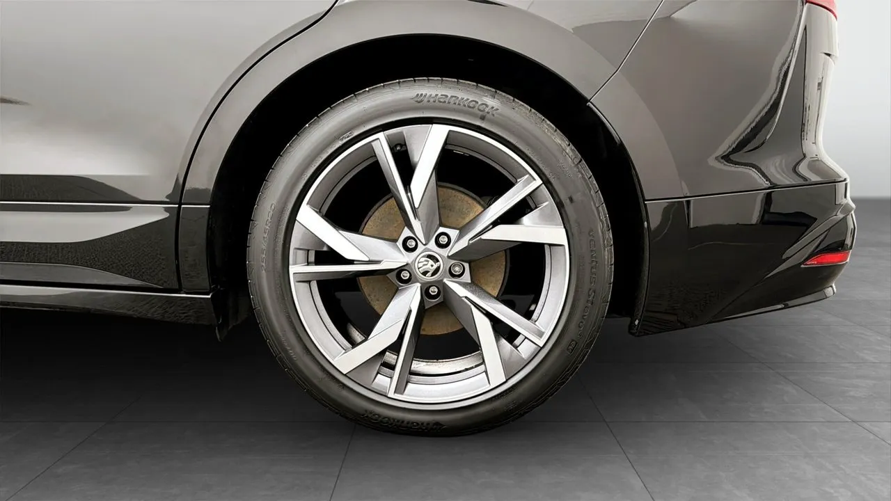Skoda Enyaq bild 6