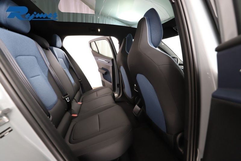 Volvo EX30 bild 8