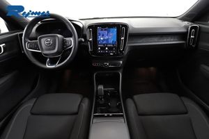 Volvo XC40 bild 2
