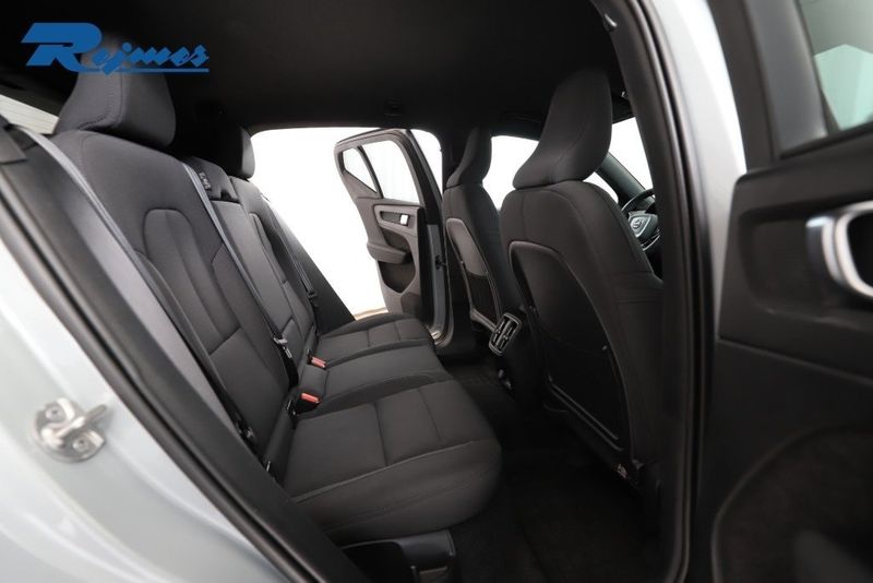 Volvo XC40 bild 8