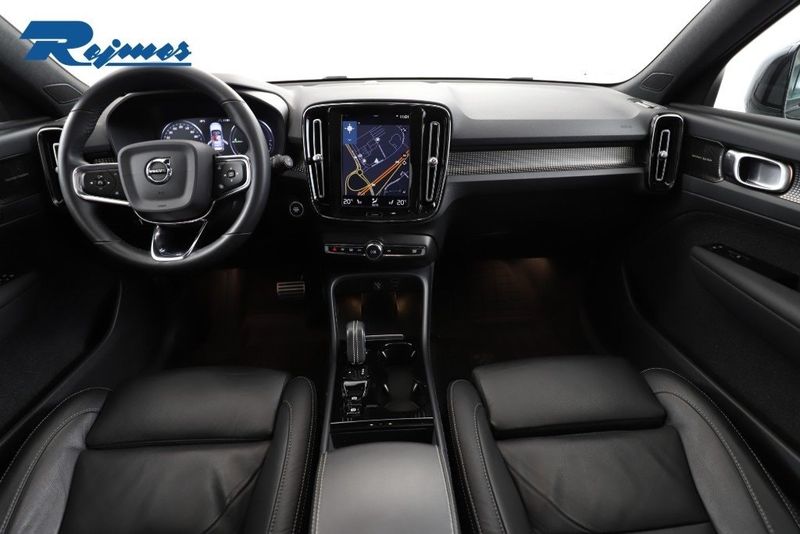 Volvo XC40 bild 2