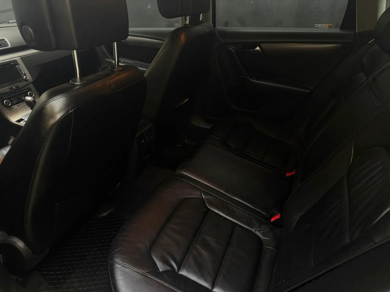 Volkswagen Passat bild 17