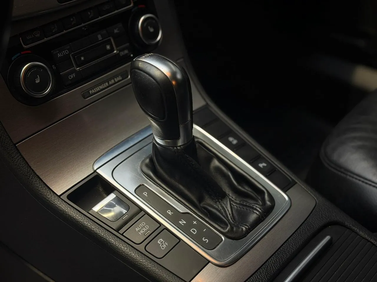 Volkswagen Passat bild 13