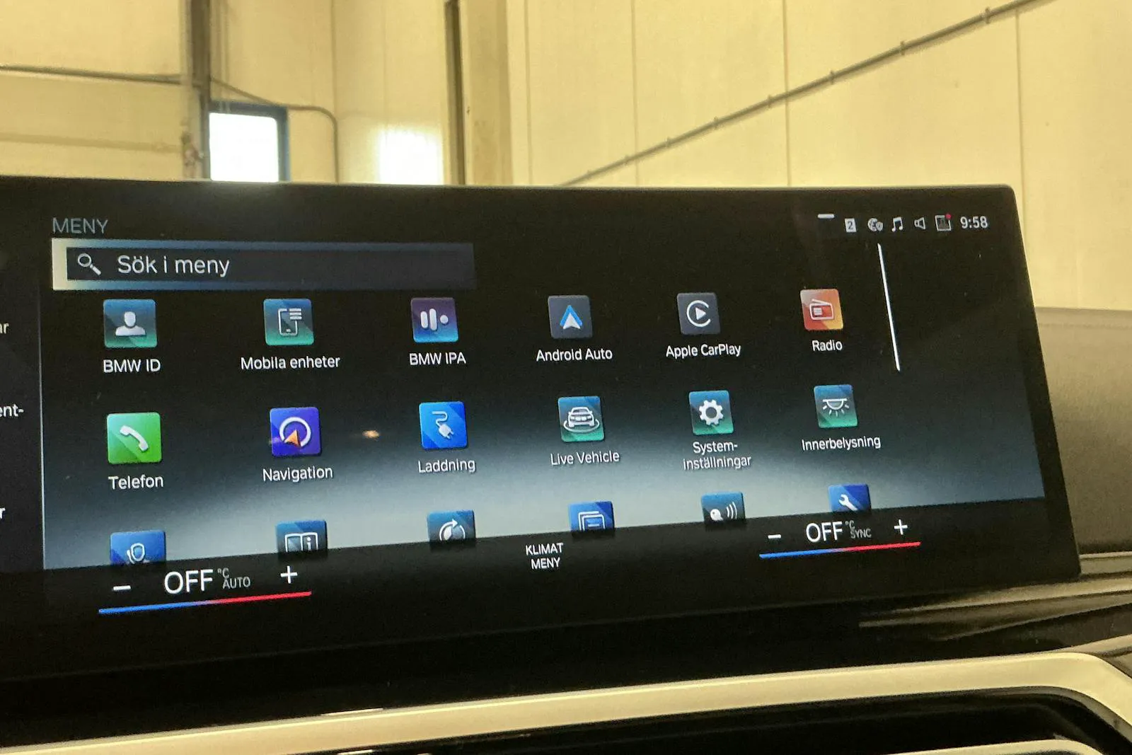 BMW i4 bild 14