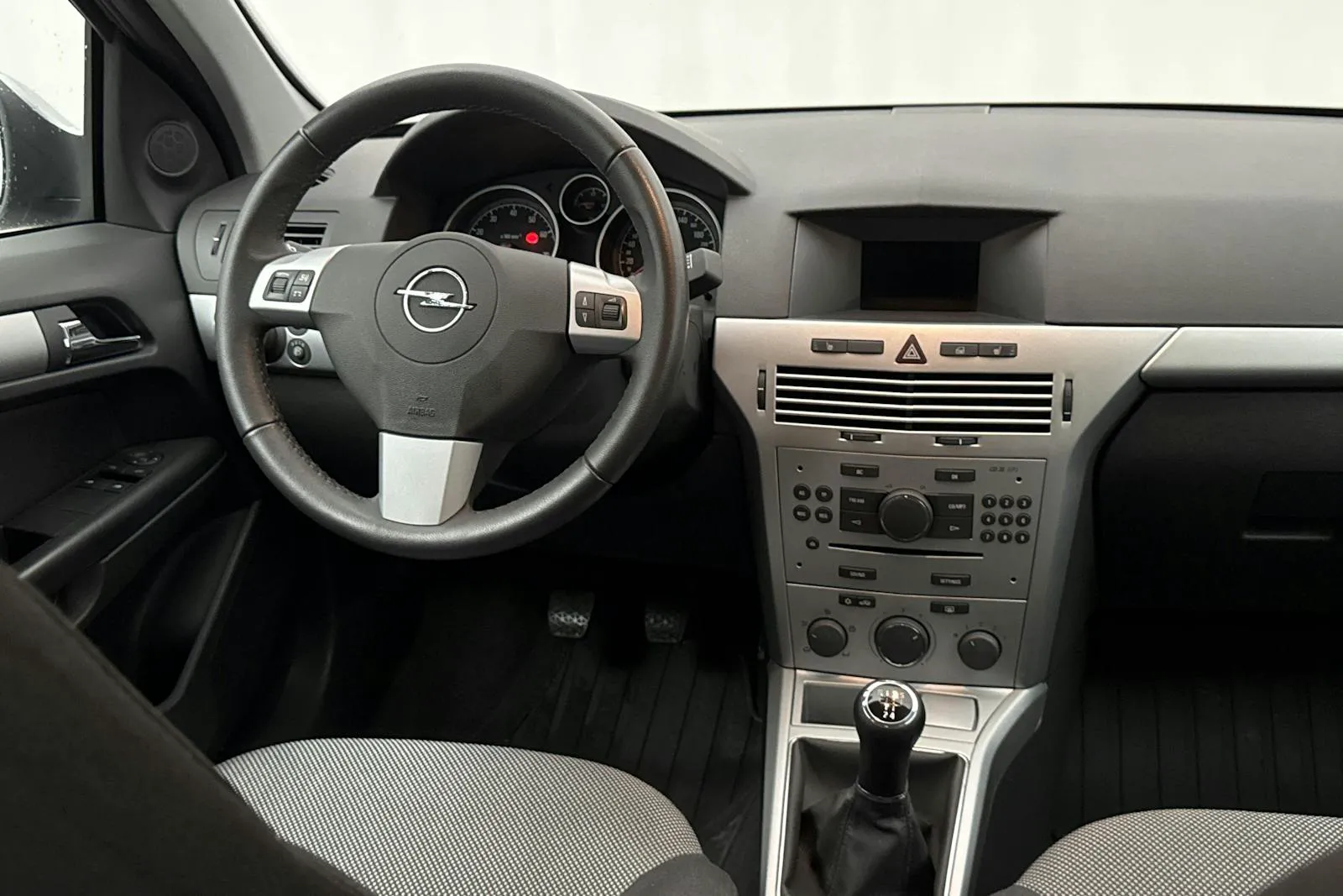 Opel Astra bild 11