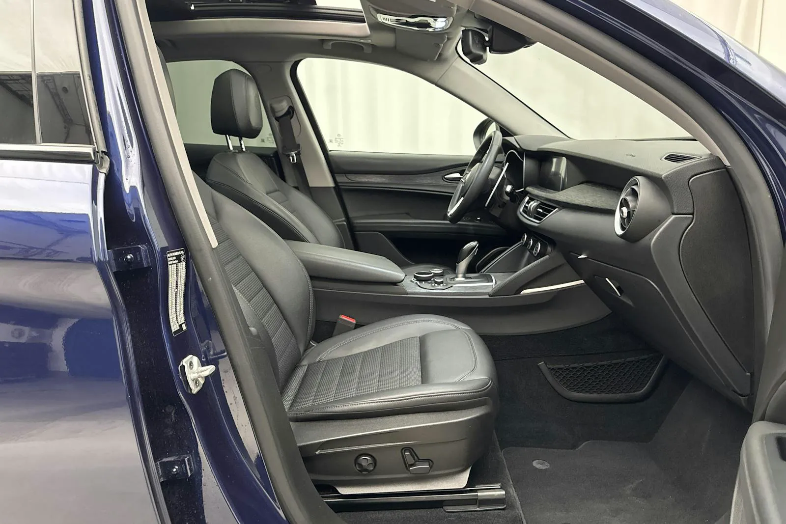 Alfa Romeo Stelvio bild 7
