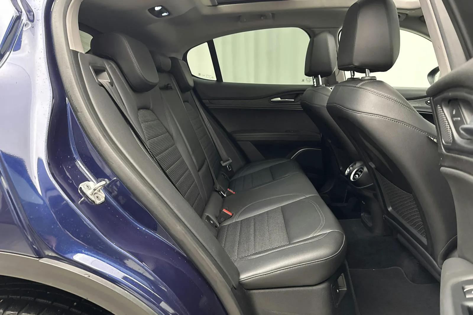 Alfa Romeo Stelvio bild 8