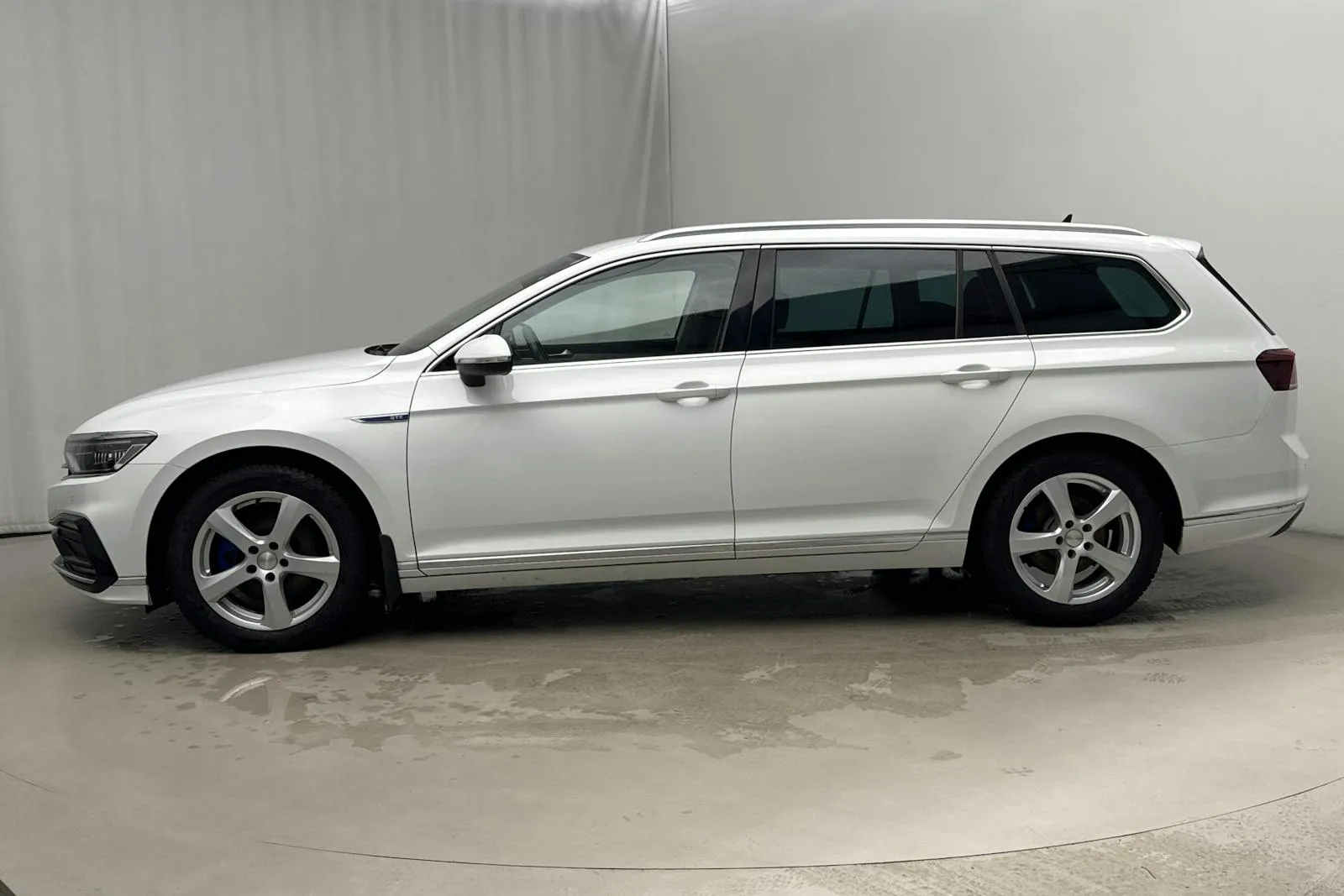 Volkswagen Passat bild 2