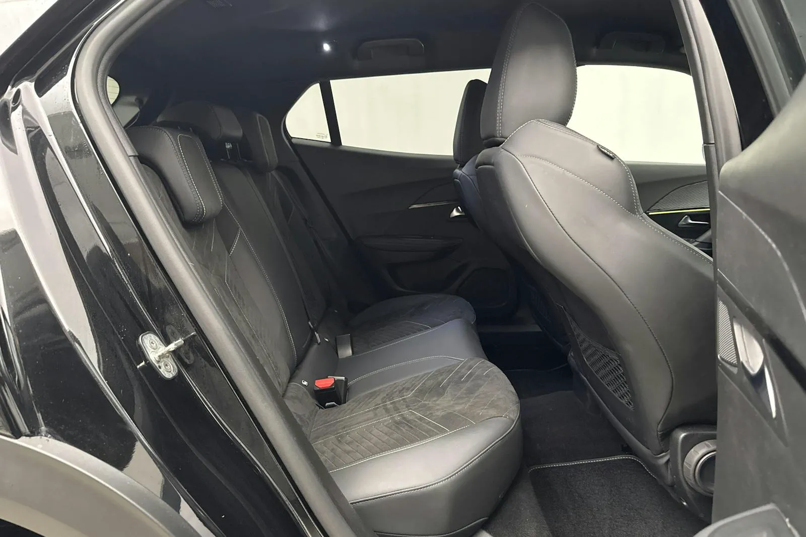 Peugeot 2008 bild 8