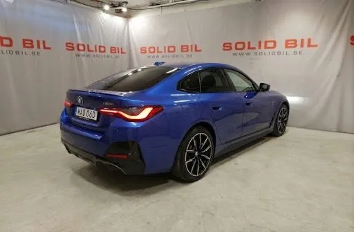 BMW i4 bild 5