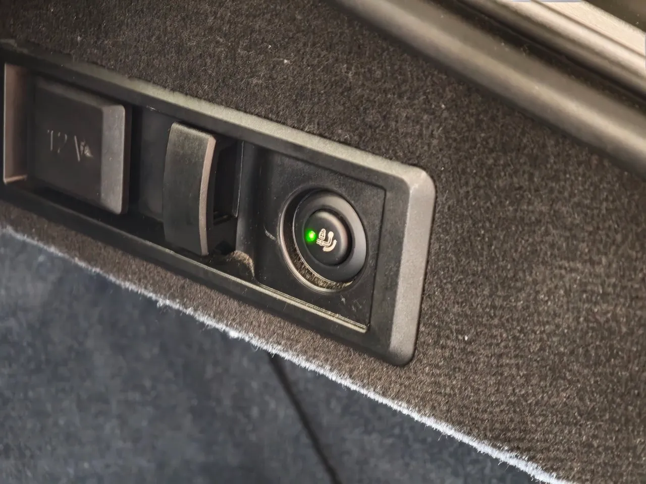 BMW i4 bild 20