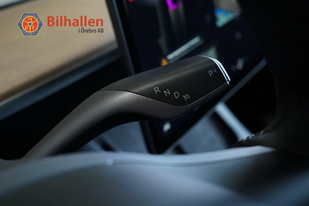 Tesla Model Y bild 11