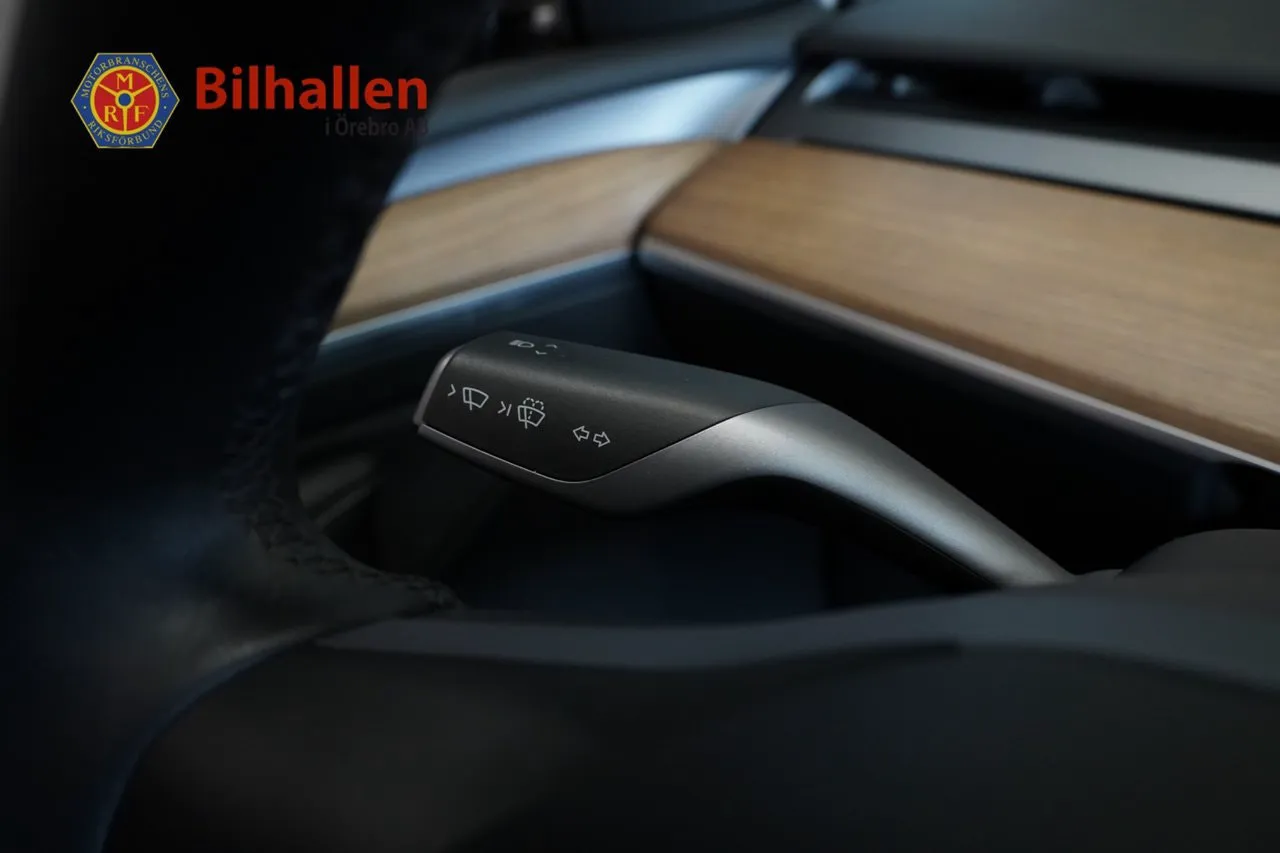 Tesla Model Y bild 10
