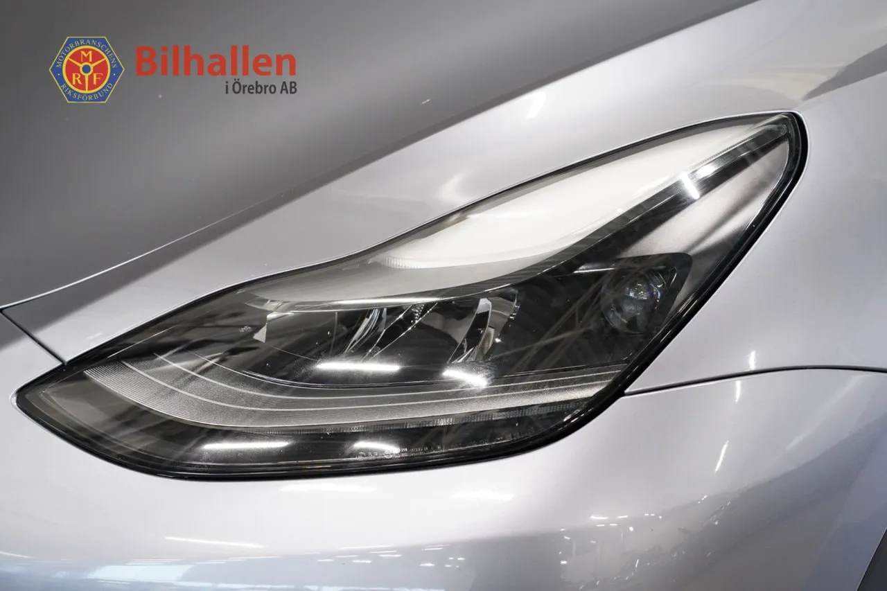 Tesla Model Y bild 3