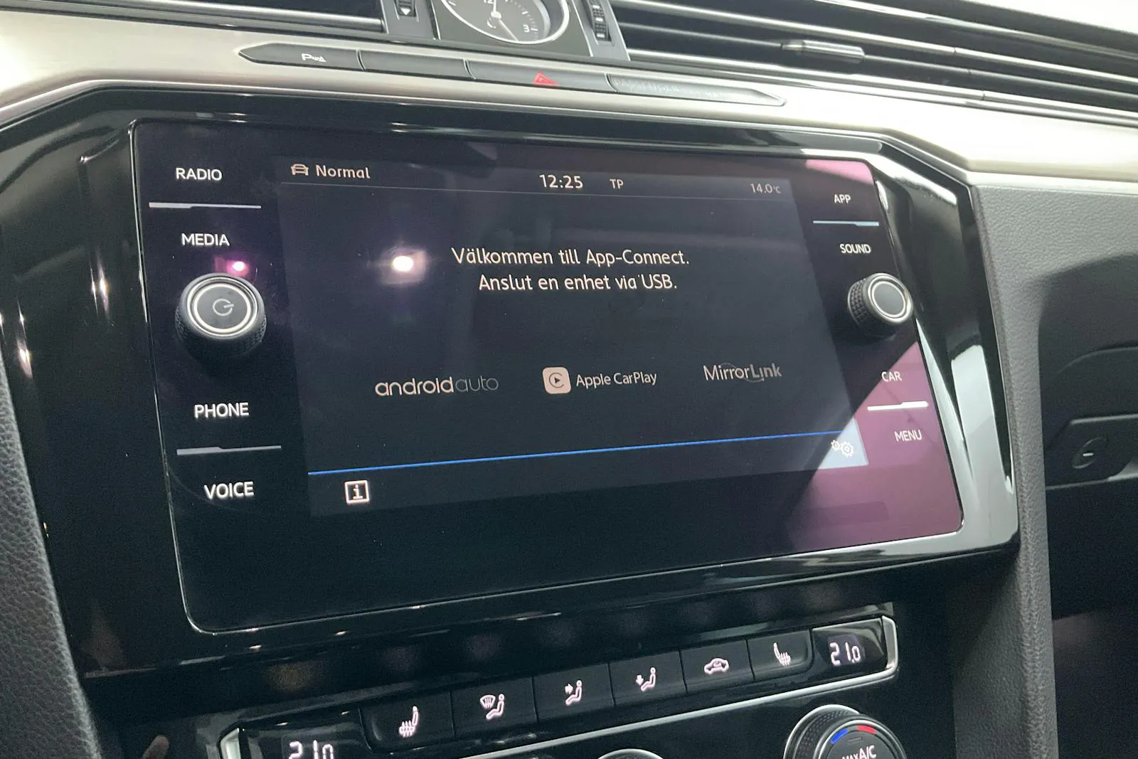 Volkswagen Passat bild 11