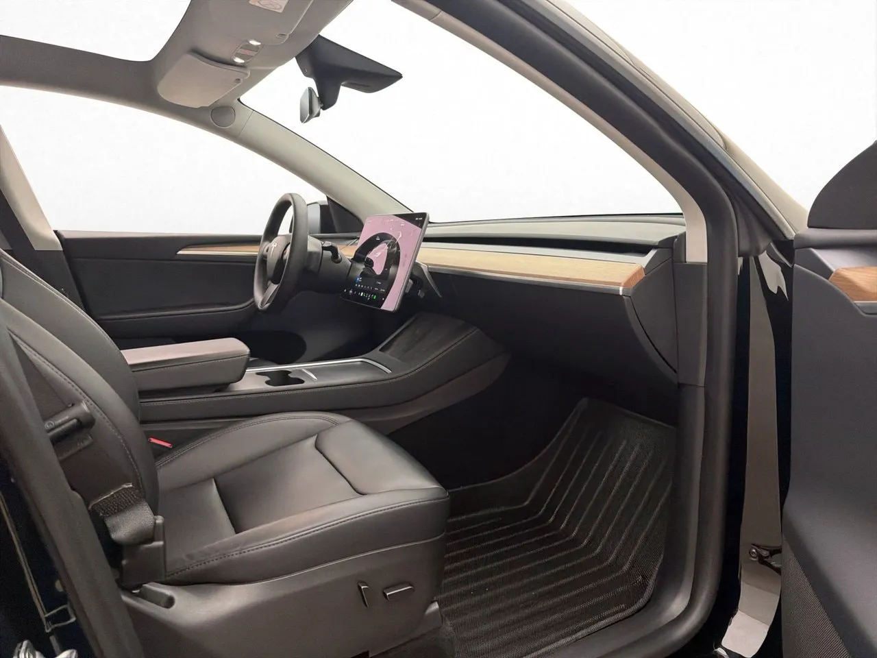 Tesla Model Y bild 25