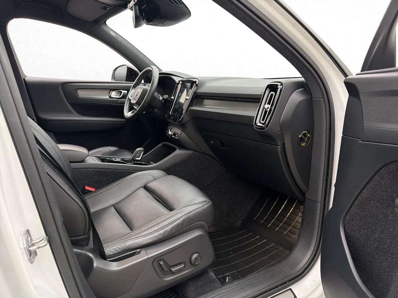 Volvo XC40 bild 25