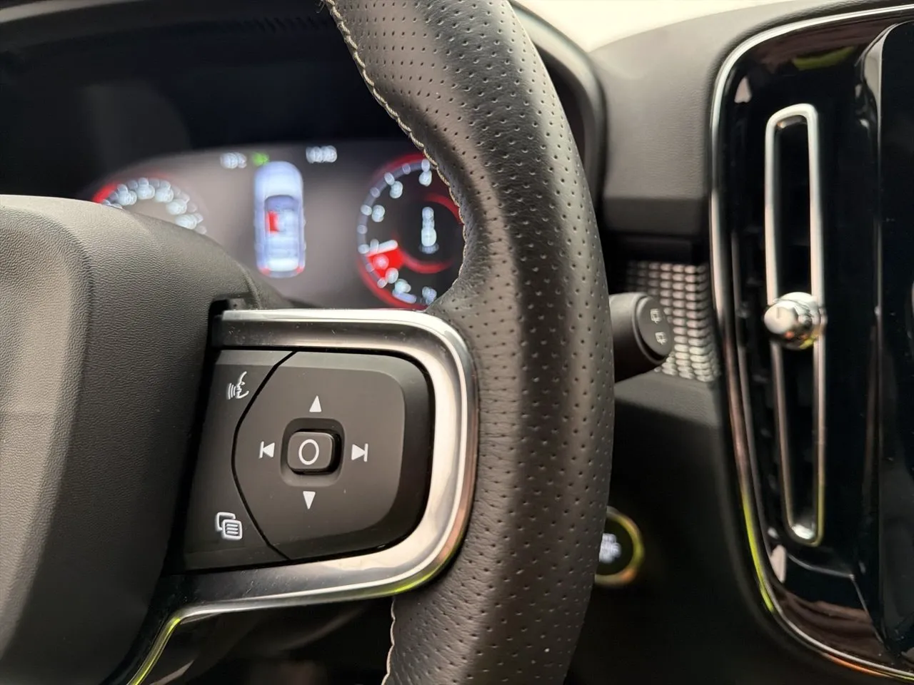 Volvo XC40 bild 26