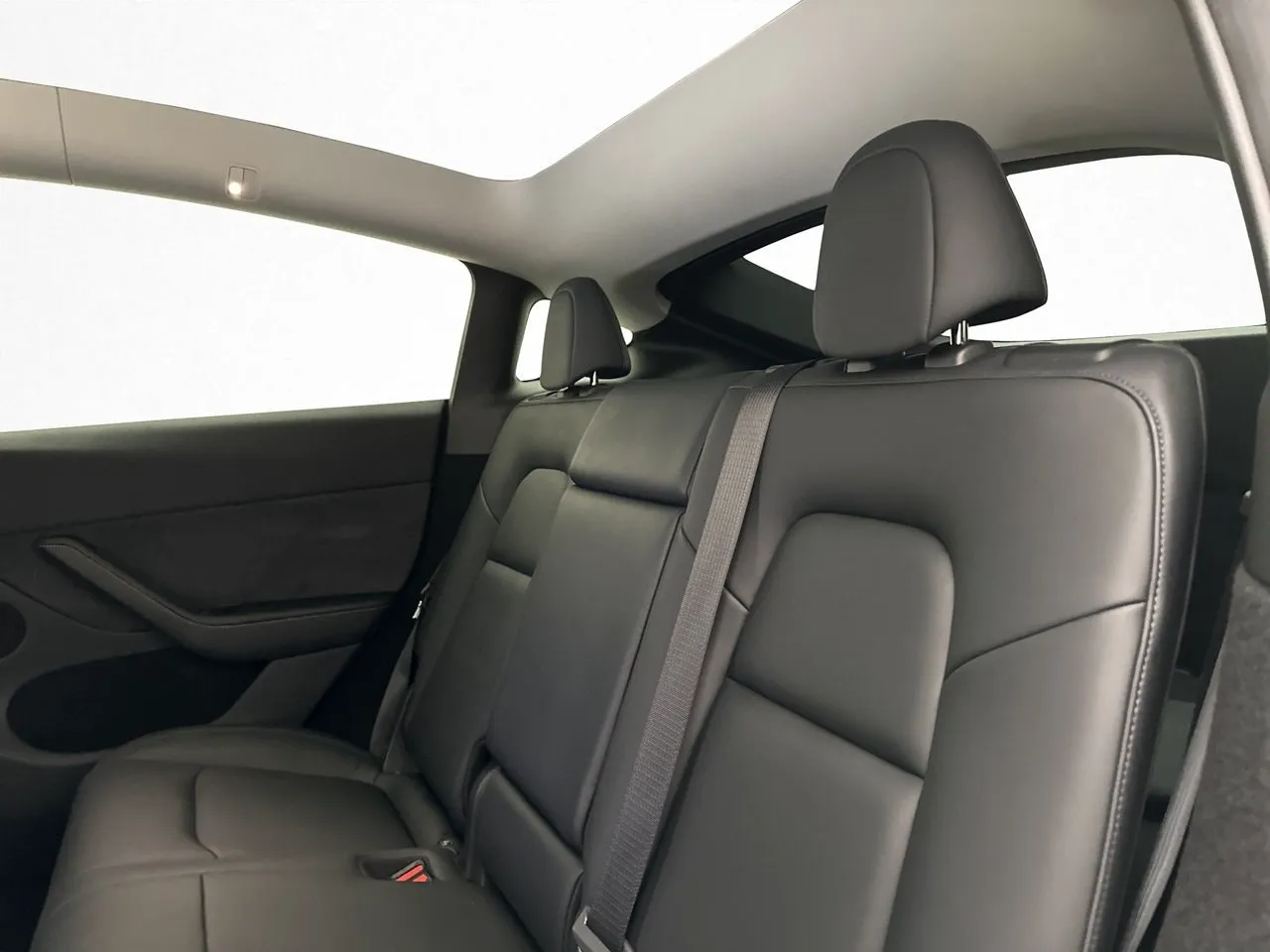 Tesla Model Y bild 16