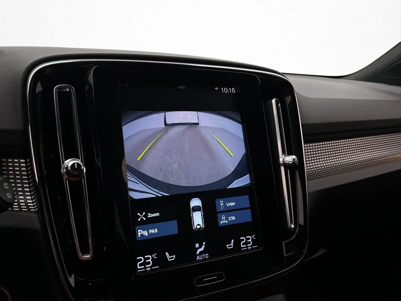 Volvo XC40 bild 23