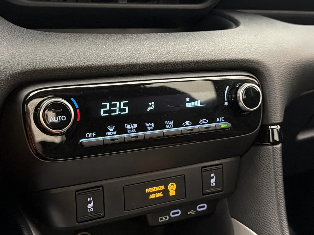 Toyota Yaris bild 17