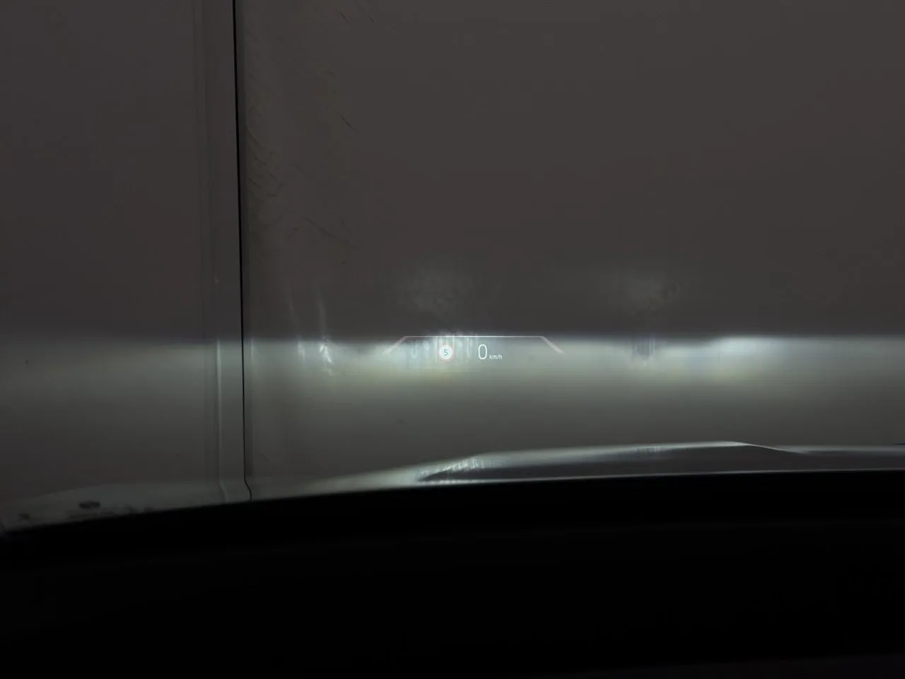 BMW iX bild 23