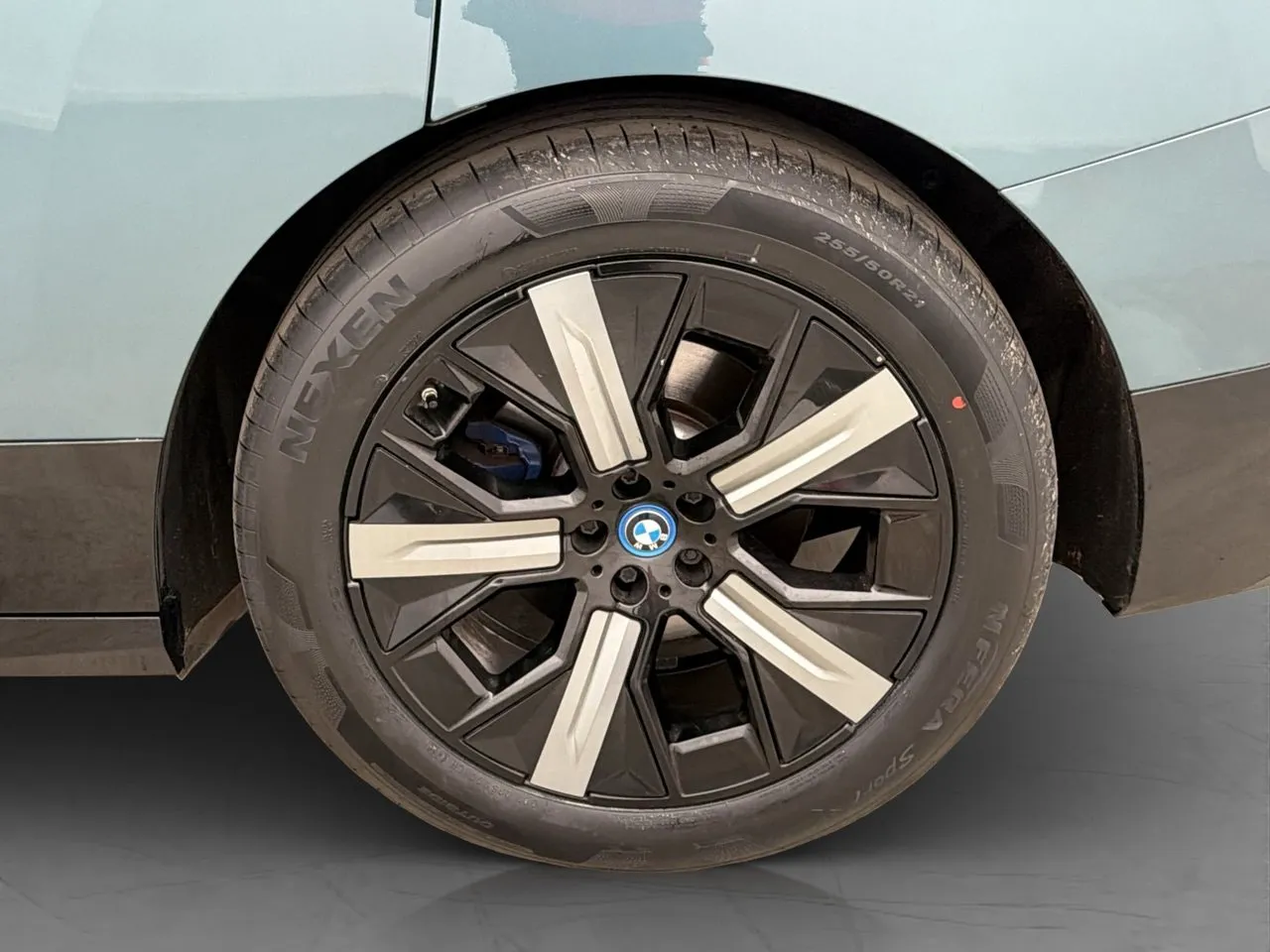 BMW iX bild 34