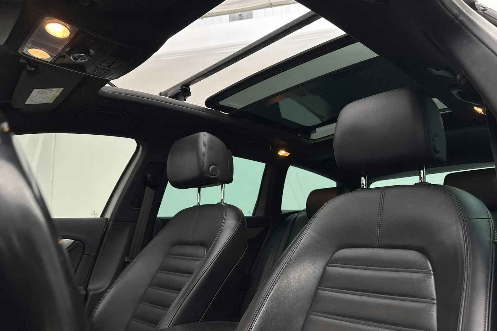 Volkswagen Passat bild 14