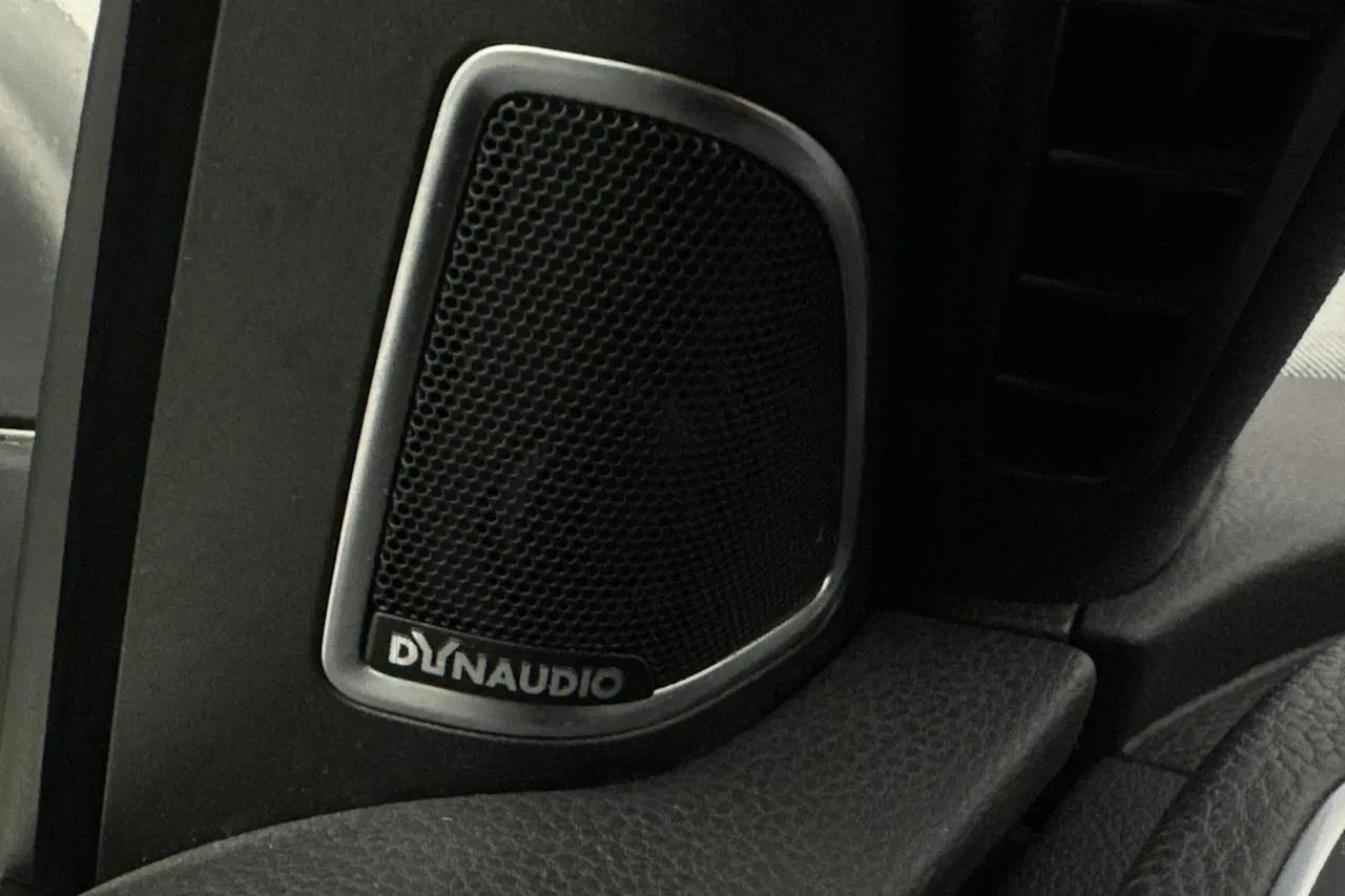Volkswagen Passat bild 17