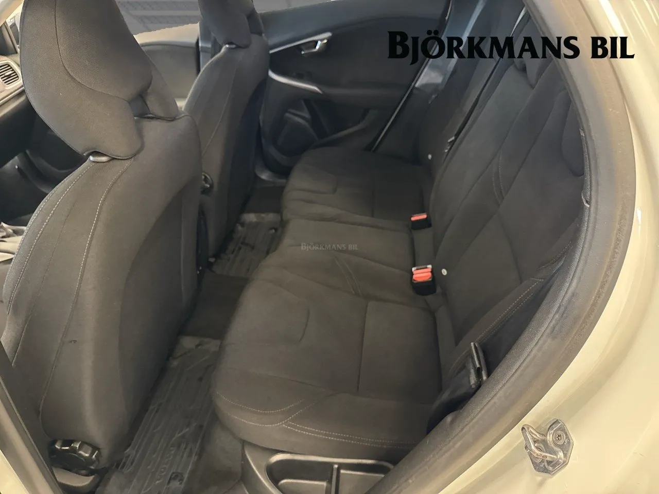 Volvo V40 bild 9