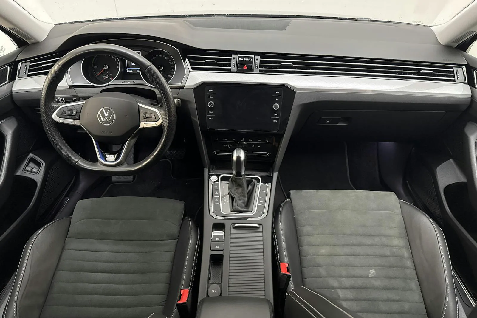 Volkswagen Passat bild 6