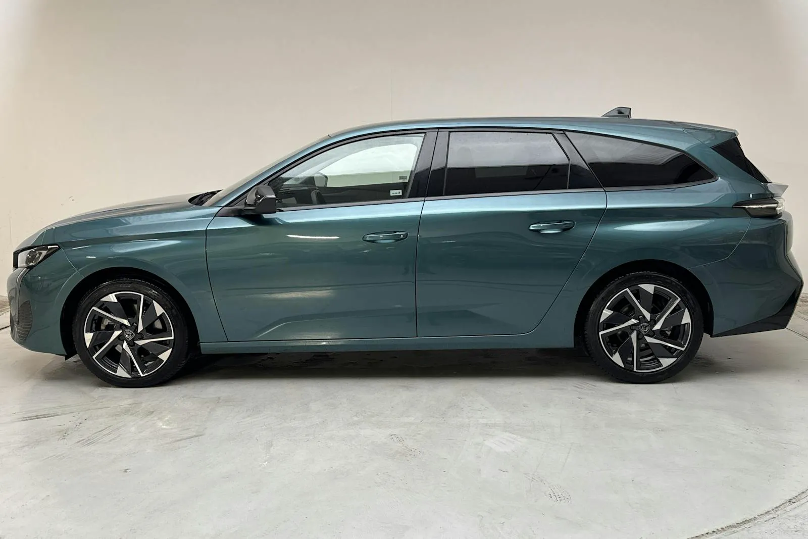 Peugeot 308 bild 2