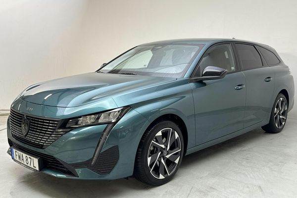 Peugeot 308 SW Hybrid 1.2 PureTech (145hk) - 2025