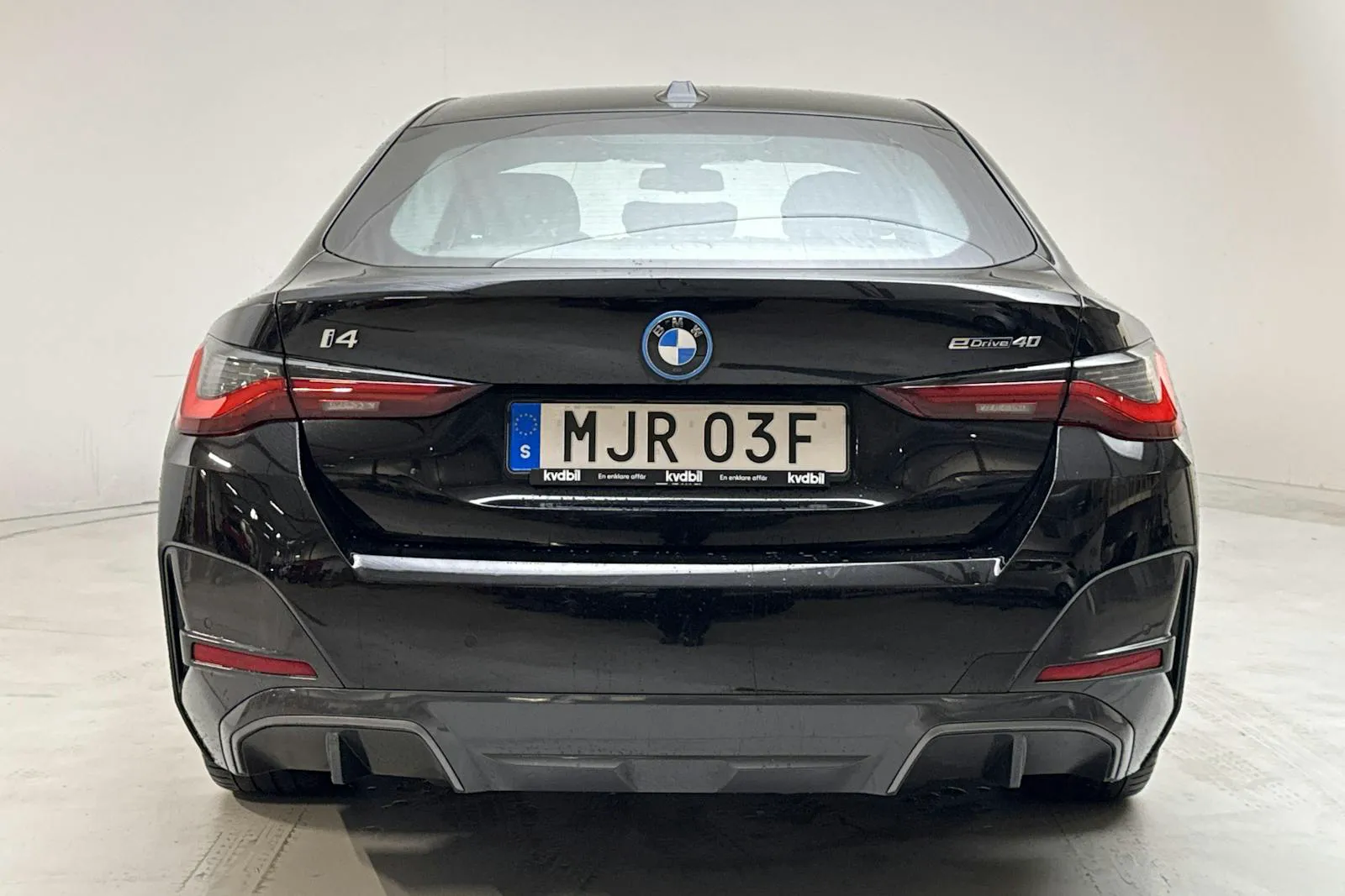BMW i4 bild 5