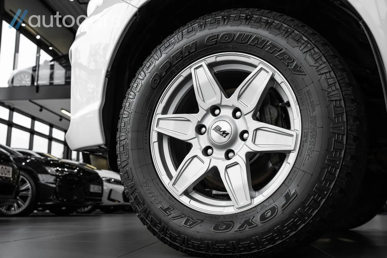 Toyota Hilux bild 7